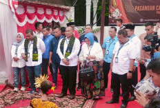 Kader PAN Berikan Dukungan pada Saat Pendaftaran Romi-Sudirman di KPU Provinsi Jambi