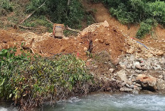 PETI Merusak Ekosistem, Santri Ponpes di Bathin III Bungo Krisis Air Bersih