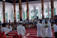 SAH ! Putri Sulung Al Haris Esy Resmi Jadi Istri Muhammad Iqbal, Al Haris dan Pengantin Pria Sekali Nafas