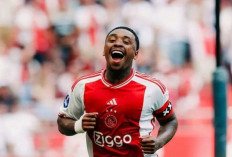 Al-Ittihad Datangkan Steven Bergwijn