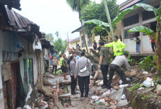 Sebelum Roboh Kondisi Tembok Pembatas SMKN 1 Miring dan Retak, Ketua RT Sudah Ingatkan Kepsek