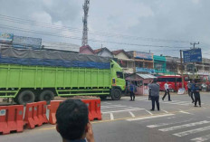 4 Angkutan Barang Dikandangkan, 232 Kendaraan Langgar Aturan Ditilang