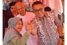 Temui Pedagang, Alfin dan Azhar Janji Perubahan 