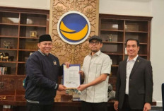 HAR-Guntur Terima SK B1KWK NasDem dan PDIP