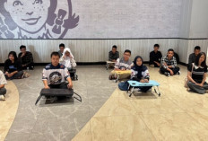 Dua Siswa MAN 2 Kota Jambi Tembus Final English Zone 2025