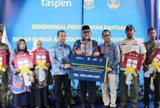 PENYERAHAN BANTUAN BEDAH RUMAH ASN GOLONGAN I & II PROVINSI JAMBI PADA PROGRAM TJSL PT. TASPEN (PERSERO) TAHUN