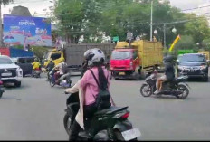 Sopir Angkutan Batu Bara Mengamuk, Jalan Simpang BI Menuju Kantor Gubernur Ditutup Truk