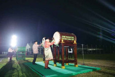 Bendera LPTQ di Pembukaan STQ Berkibar Sempurna 