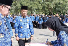 Walikota Ahmadi Serahkan 799 SK PPPK Kota Sungai Penuh 