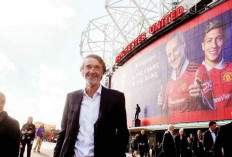 Sir Jim Ratcliffe Resmi Beli Saham Manchester United