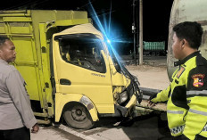 Tiga Truk Tabrakan Beruntun di Depan Pintu Tol Pijoan, Dua Sopir Luka-Luka