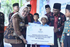 Ribuan Siswa Terima Bantuan Baznas