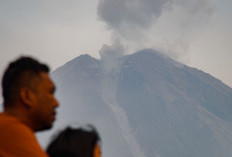 Gunung Kerinci Masih Ditutup, Bagi Pendaki, Kegempaan Masih Fluktuatif 