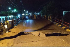 Jembatan Tamiai Batang Merangin Ambruk, Jalan Kerinci-Bangko Lumpuh Total