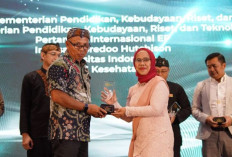 UI Raih Tiga Penghargaan Bergengsi di Media Relations Award