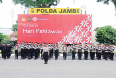 Polda Jambi Laksanakan Upacara Peringatan Hari Pahlawan