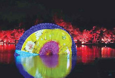 Padukan Elemen Tradisional China dan Modern, Menari di Atas Danau Beralaskan Kaca 