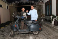 Warga Bungo ke Makkah dengan Vespa