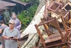 Akibat Tertimpa Pagar SMKN 1 Kota Jambi Roboh Saat Hujan Deras, Tiga Korban Meninggal Dunia