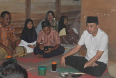 Pj Bupati Bachyuni Sahur Perdana di Rumah Warga