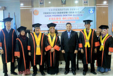 Fredy Olimsar Teliti Fraudulent Financial Statement dalam Sidang Promosi Doktor Ekonomi FEB-UNJA