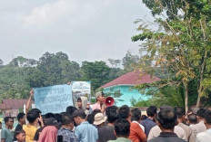 Tolak Aktivitas PETI, Warga Rantau Pandan Demo Kantor Desa