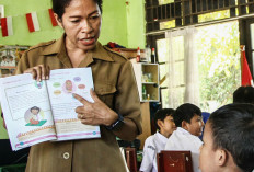 Tunjangan Guru Honorer Diusulkan Naik Jadi Rp500 Ribu per Bulan