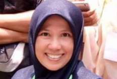 Berjalan dalam Kabut: Guru di Persimpangan Kebijakan