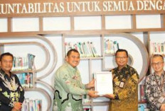 Mashuri Serahkan LKPD Ke BPK RI 