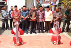 Wako Ahmadi Resmikan Balai Desa, TPU, Gedung Olahraga dan Kantor Seni  HUT Ke 23 Desa Srimenanti