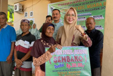 Zulva Fadhil Berikan Apresiasi, Bumdesma Teras Mandiri Muara Bulian Bagikan Bansos Gratis