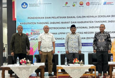 Bupati Tanjabbar Anwar Sadat Buka Pelatihan Calon Kepala Sekolah