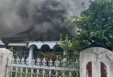 Eks Rumah Dinas Sekda Sungai Penuh Terbakar, Penyebab Masih Diselidiki