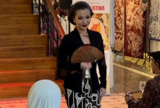 Mengapa Batik Kontemporer Kini Jadi Favorit di Kalangan Anak Muda, Ini Alasannya