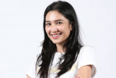 Mikha Tambayong Rayakan Natal dan Lebaran