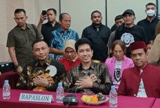 Dharma-Kun Hadiri Penetapan Pasangan Calon Perseorangan di KPU DKI Jakarta