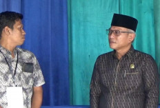 Ketua DPRD Muaro Jambi Gunakan Hak Pilih di TPS 21