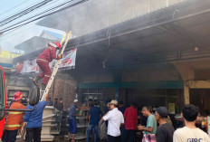 Minimarket di Olak Kemang Terbakar, Api Diduga Berasal dari Kipas Angin