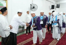 209 CJH Bungo Dilepas Wabup Safrudin Dwi Apriyanto