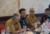 Pj Bupati Raden Najmi Makan Siang Bersama dengan Para Pemain PS Muaro Jambi 