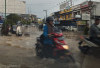 Hujan Deras Melanda Kota Jambi, Banjir Parah dan Kemacetan Menghantui Pengendara